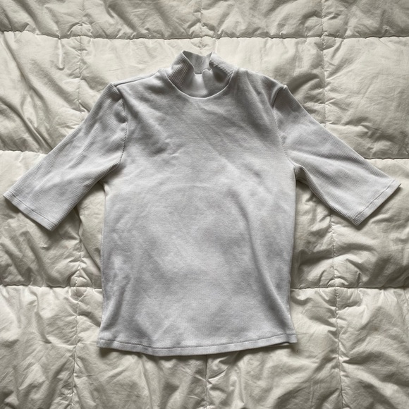 Zara White Mock Neck - Picture 2 of 3